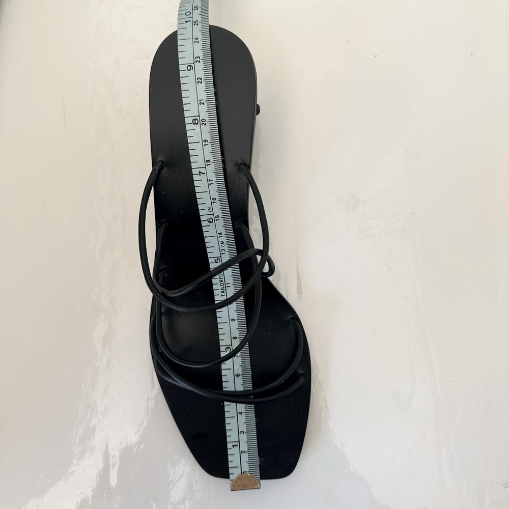 Authentic Cult Gaia Black Strappy Geometric Clear Ball Heel Sandals - Picture 12 of 12